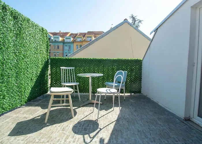 Duplex アパート *